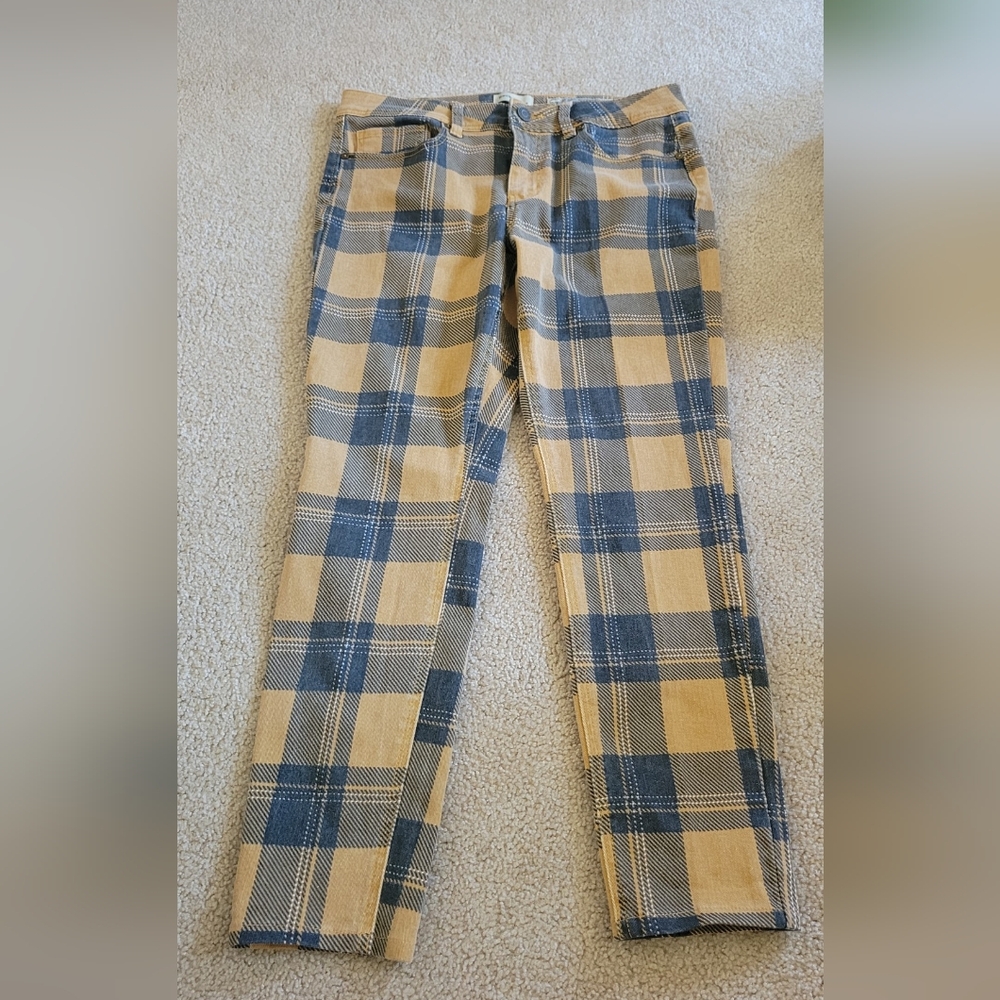 Rock & Indigo Plaid Black and Gold Jeans. Women size 12 (30). Skinny leg cropped